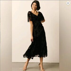 Baltic Born Elegant Black Lace Midi Dress